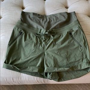 Gap Maternity Hiking Shorts